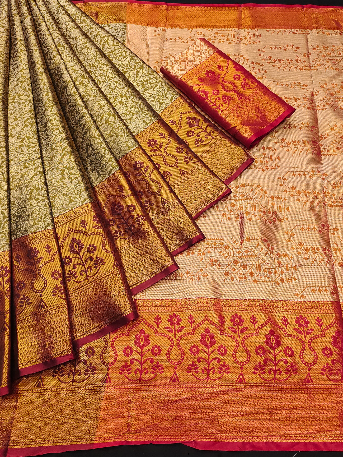Premium Kanjivaram Banarasi Silk Saree – Traditional Bridal Wear