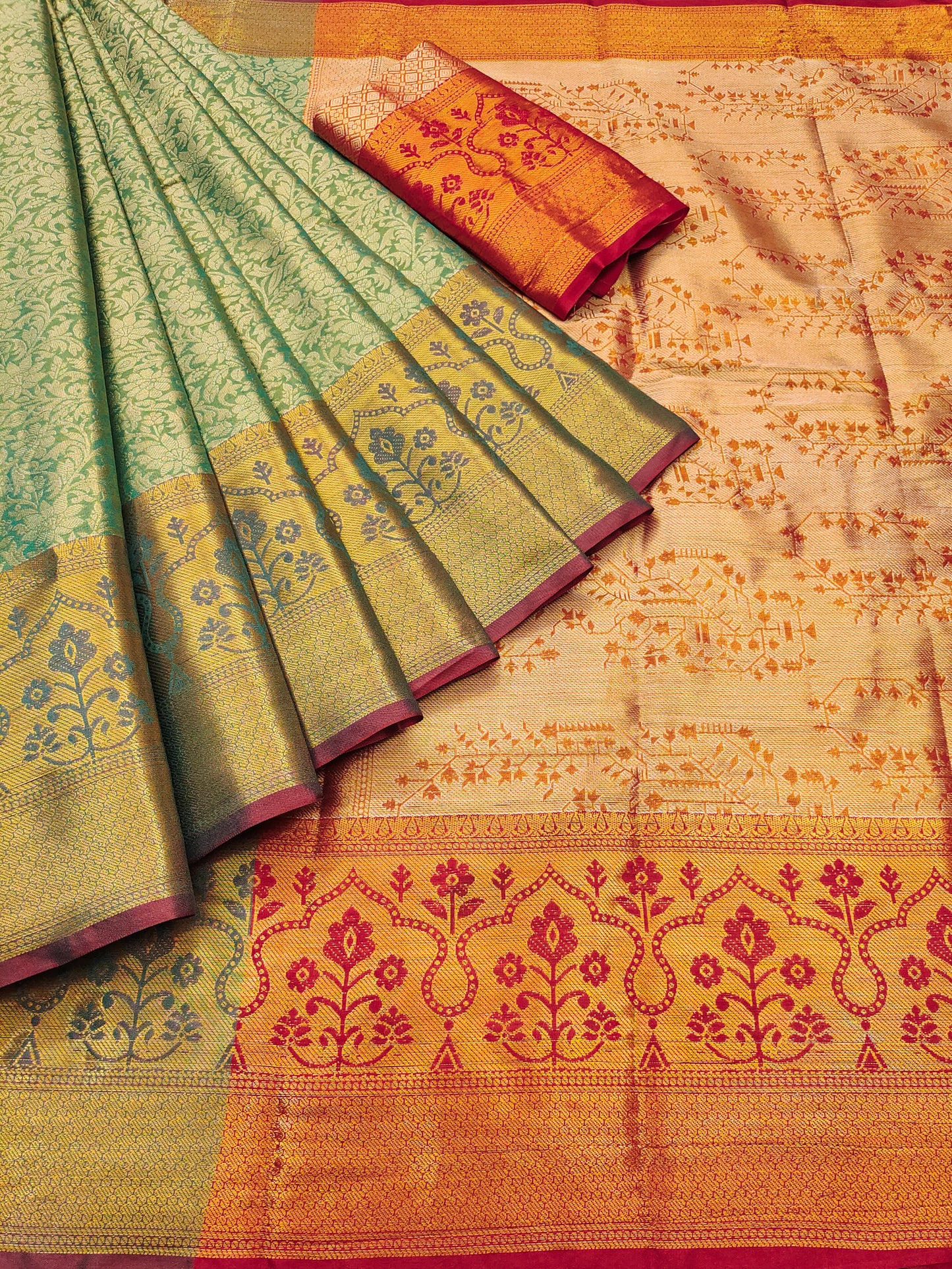 Premium Kanjivaram Banarasi Silk Saree – Traditional Bridal Wear