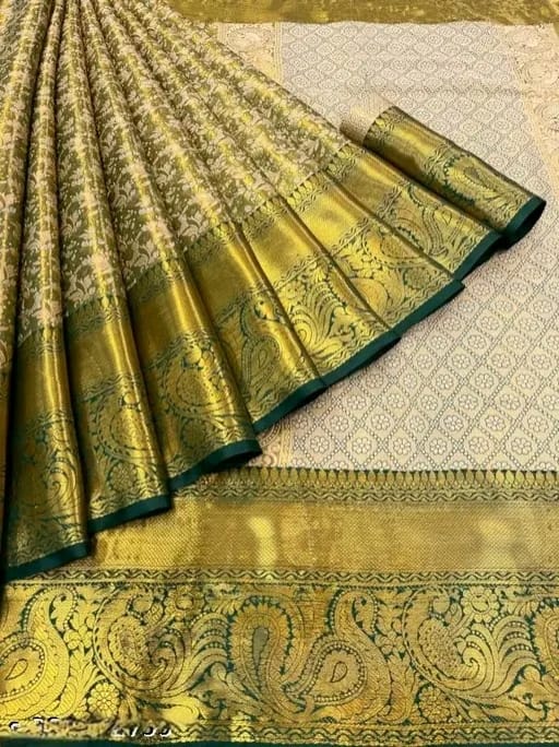ELEGANT GREEN & GOLD KANJIVARAM SILK SAREE – HANDWOVEN BRIDAL WEAR