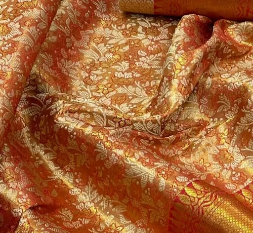 ELEGANT RED & GOLD KANJIVARAM SILK SAREE – HANDWOVEN BRIDAL WEAR