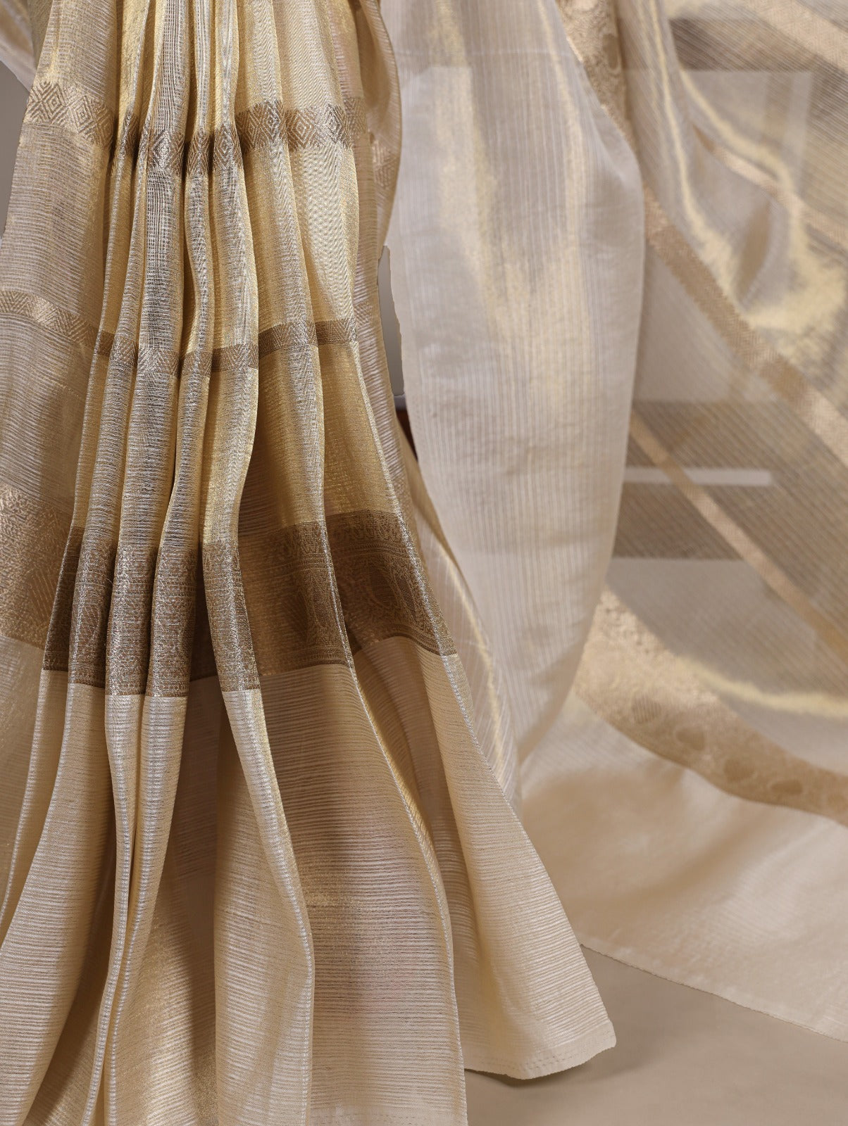 Handwoven Golden Tissue Silk Saree – Classic South Indian Style